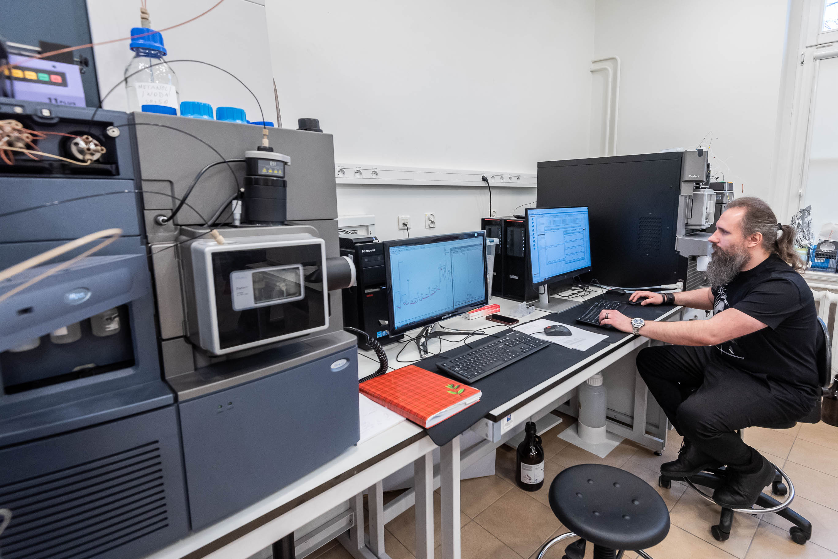 Dr Mariusz Fleszar, Centrum Omiczne