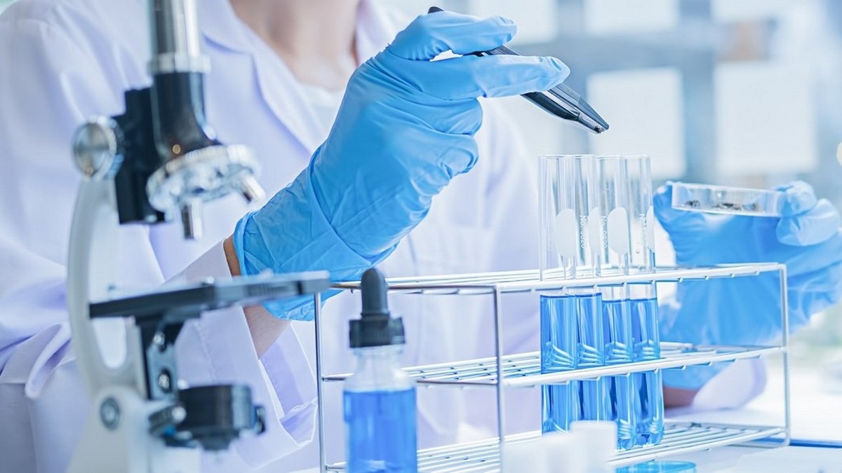 Pembrolizumab i lenwatynib w nawrotowym jasnokomórkowym raku ginekologicznym – wyniki...