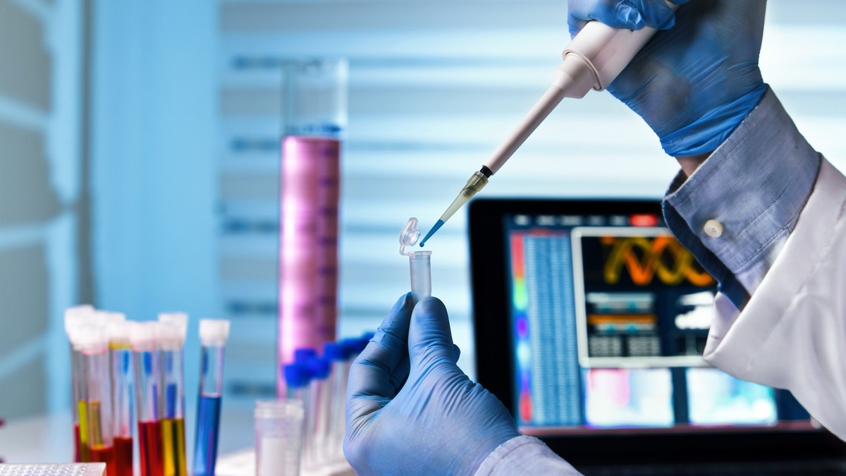 ctDNA i aktywność receptora estrogenowego jako biomarkery odpowiedzi na giredestrant...