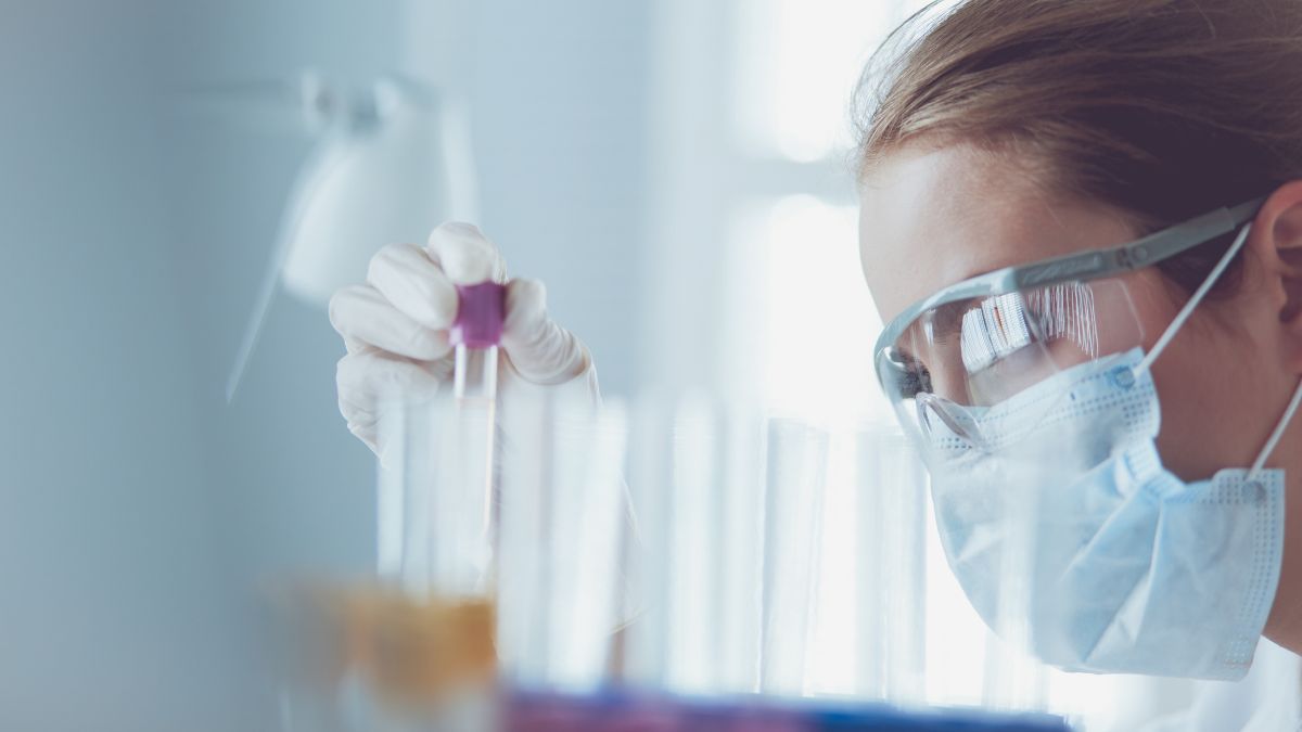 Wpływ HER2 na odpowiedź na kombinację chemioterapii z bewacyzumabem lub przeciwciałami...