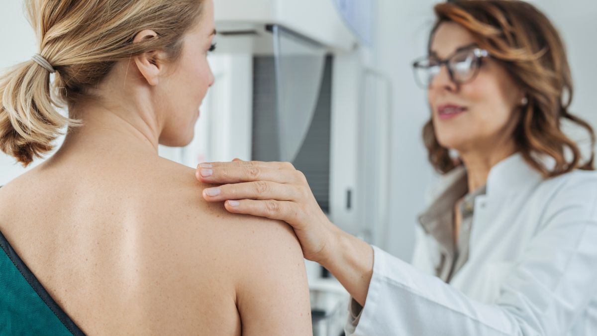 Mammo-50: Nowe spojrzenie na mammograficzną kontrolę po raku piersi