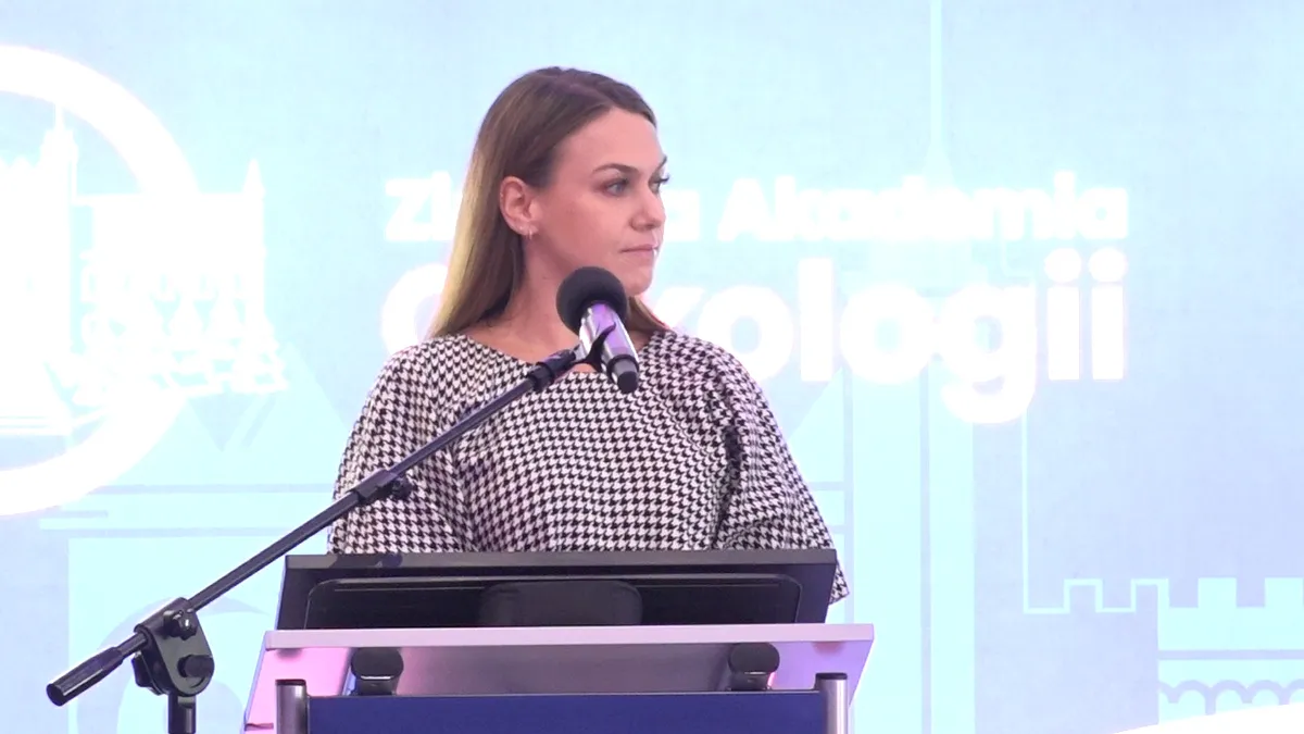 Wyzwania terapii skojarzonej mRCC: przypadek ciężkiego zapalenia płuc w trakcie leczenia niwolumabem i kabozantynibem